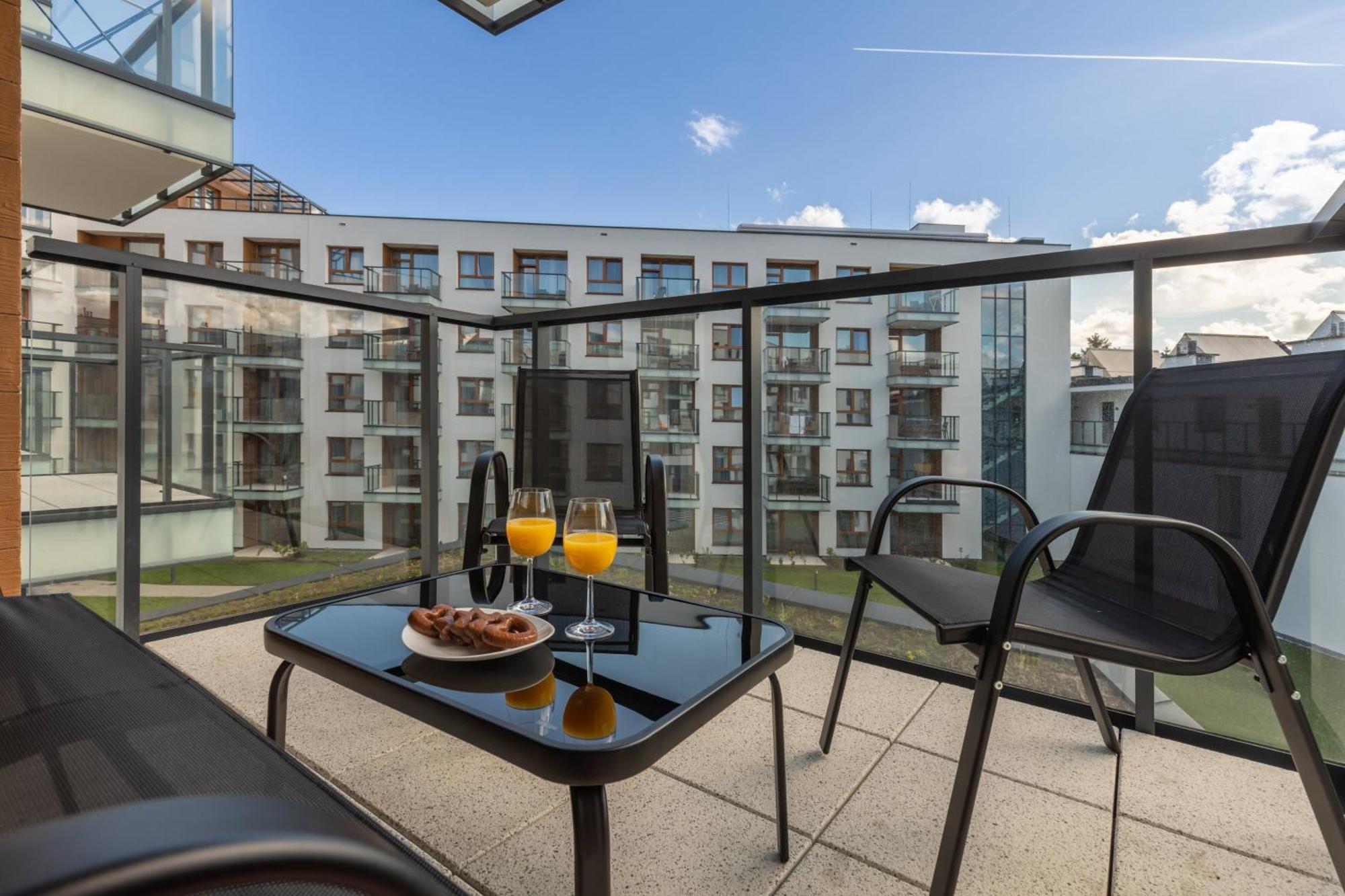 Sun & Beach Apartments Bel Mare With Parking By Noclegi Renters Miedzyzdroje Buitenkant foto